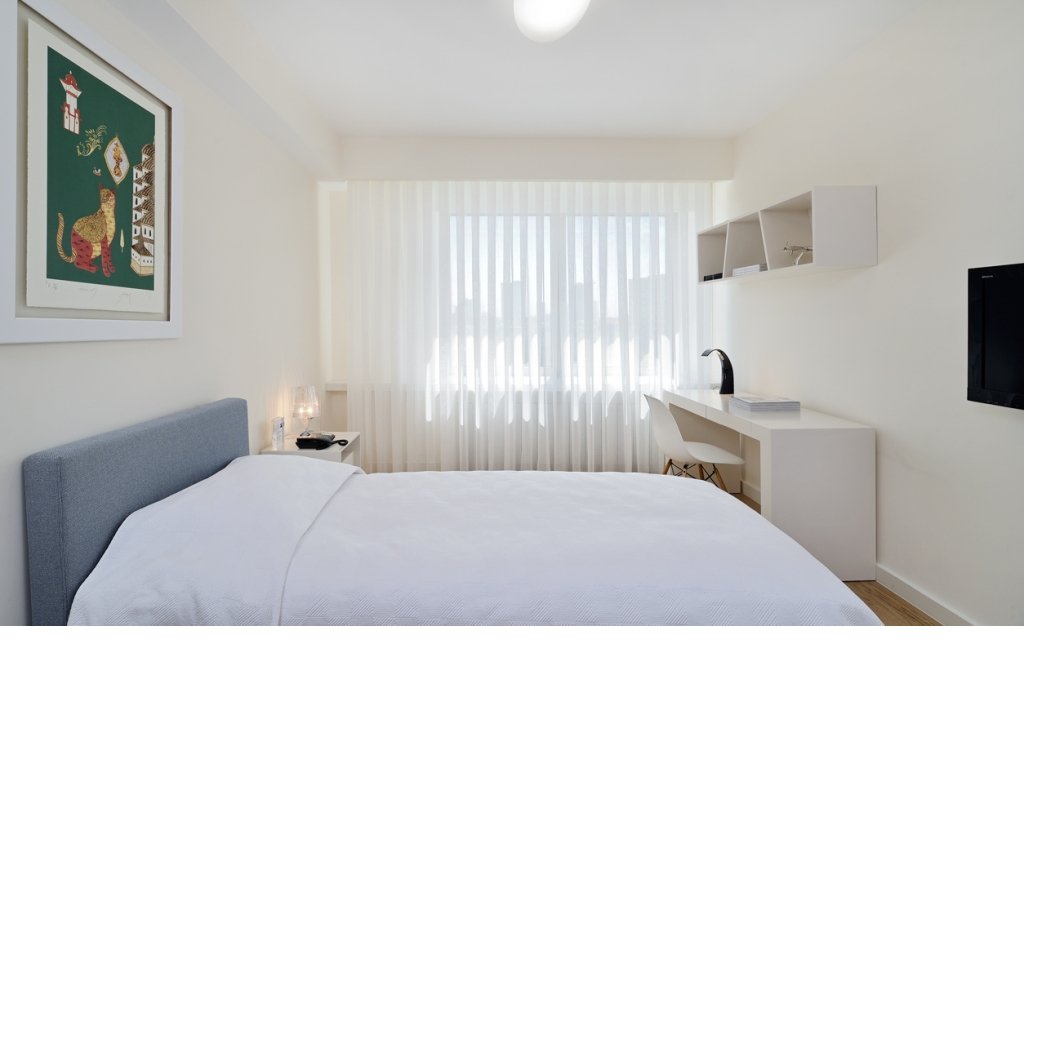 Turnkey Living in Akmerkez.