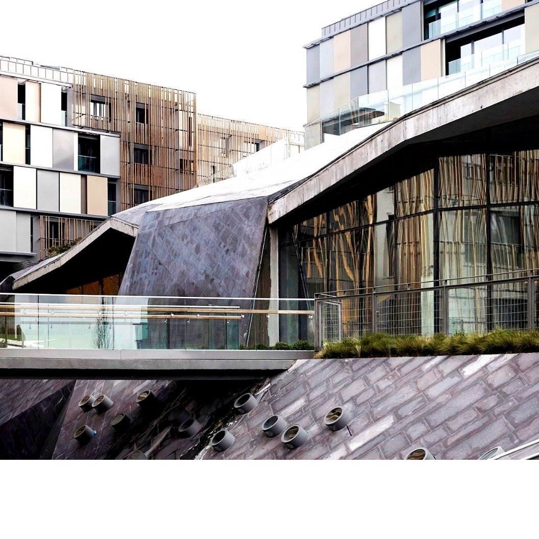 Şehrin Merkezinde Sessiz ve Seçkin Bir Hayat..