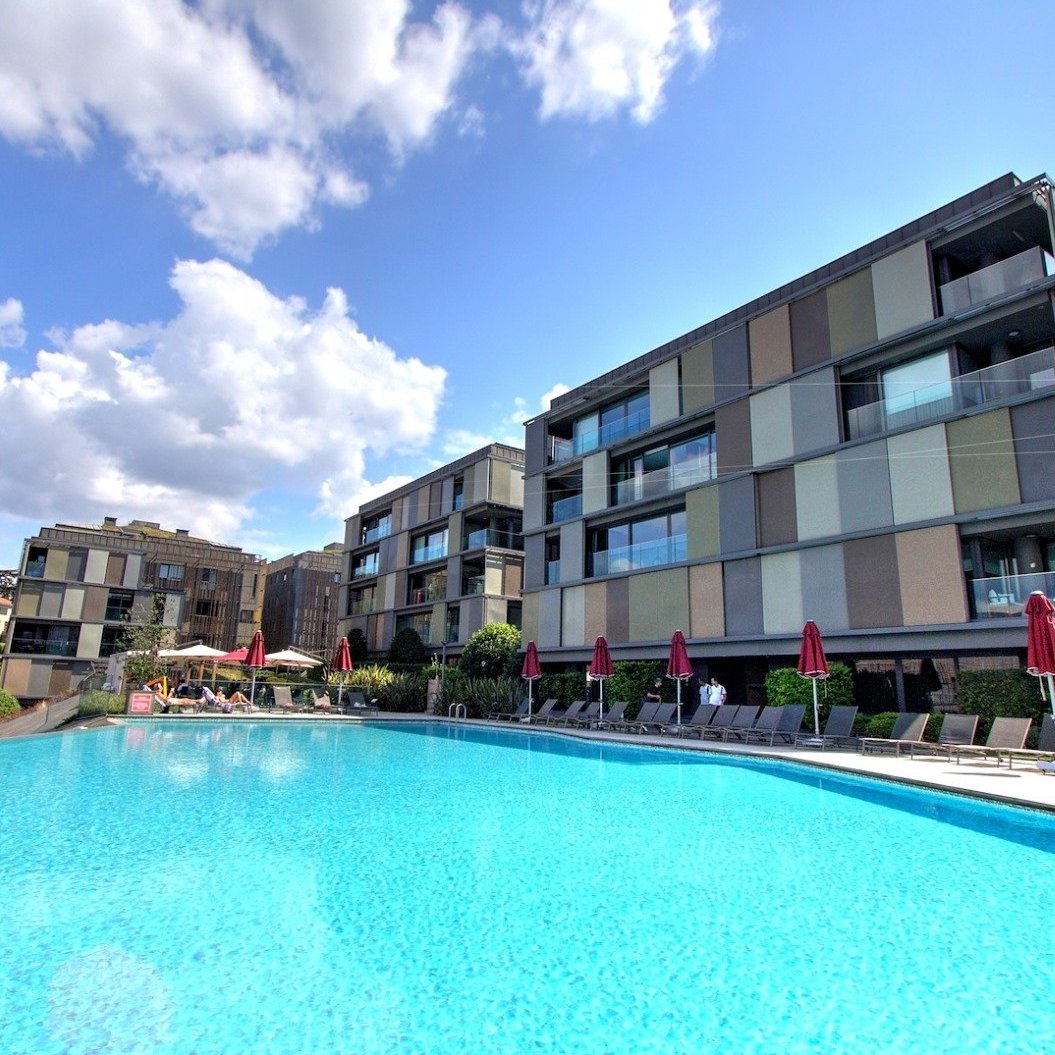 Şehrin Merkezinde Sessiz ve Seçkin Bir Hayat..