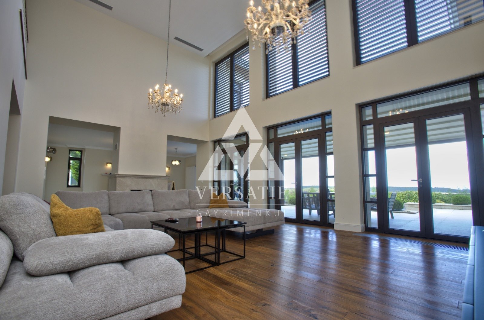 Ormanada’nın Zirvesinde, Deniz Manzaralı Prestijli Villa