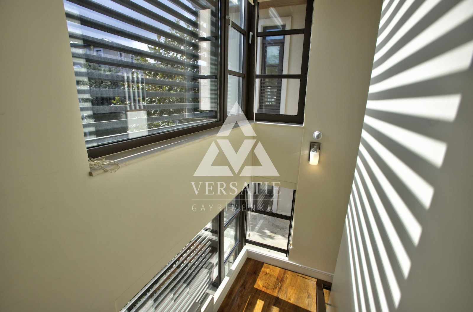 Ormanada’nın Zirvesinde, Deniz Manzaralı Prestijli Villa