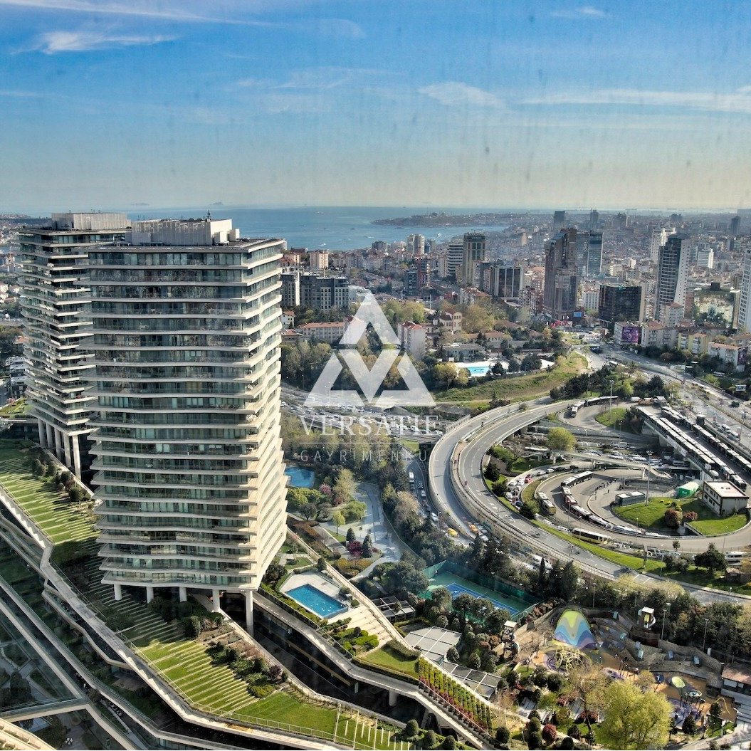 İstanbul’un en prestijli adreslerinden Çiftçi Towers’ta, yüksek katta konumlanan bu 3+1 daire; panoramik Boğaz manzarası  ve ferah planıyla üst düzey bir yaşam sunuyor.