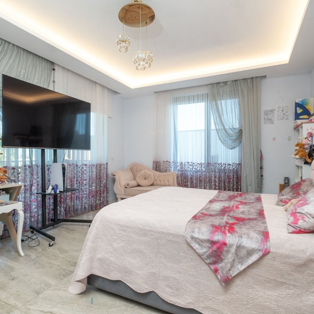 Step into a privileged and peaceful life at Zer Bademli Evleri.