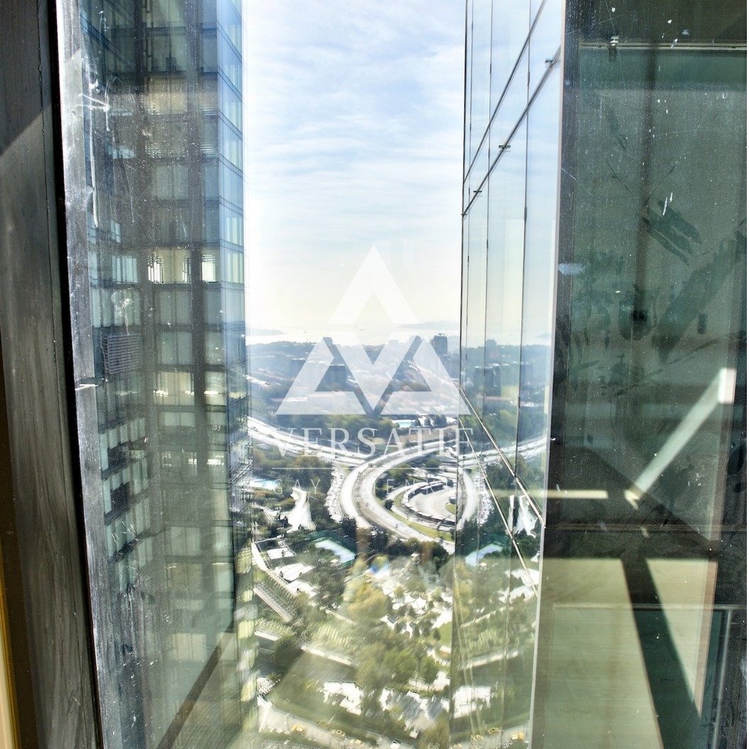 İstanbul’un en güzel manzarasına sahip yüksek prestijli bir proje olan Çiftçi Tower’da muhteşem Boğaz ve şehir manzaralı, kiralık lüks rezidans. 