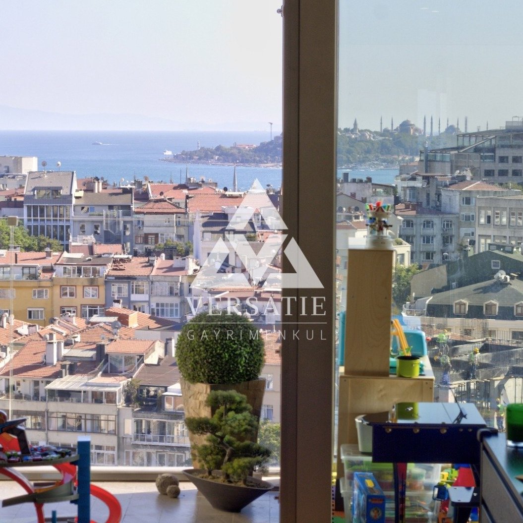 Maçka Armani Residence’ta şahane boğaz manzarasına ve geniş kullanım alanına sahip, ferah, balkonlu, muhteşem, satılık lüks daire