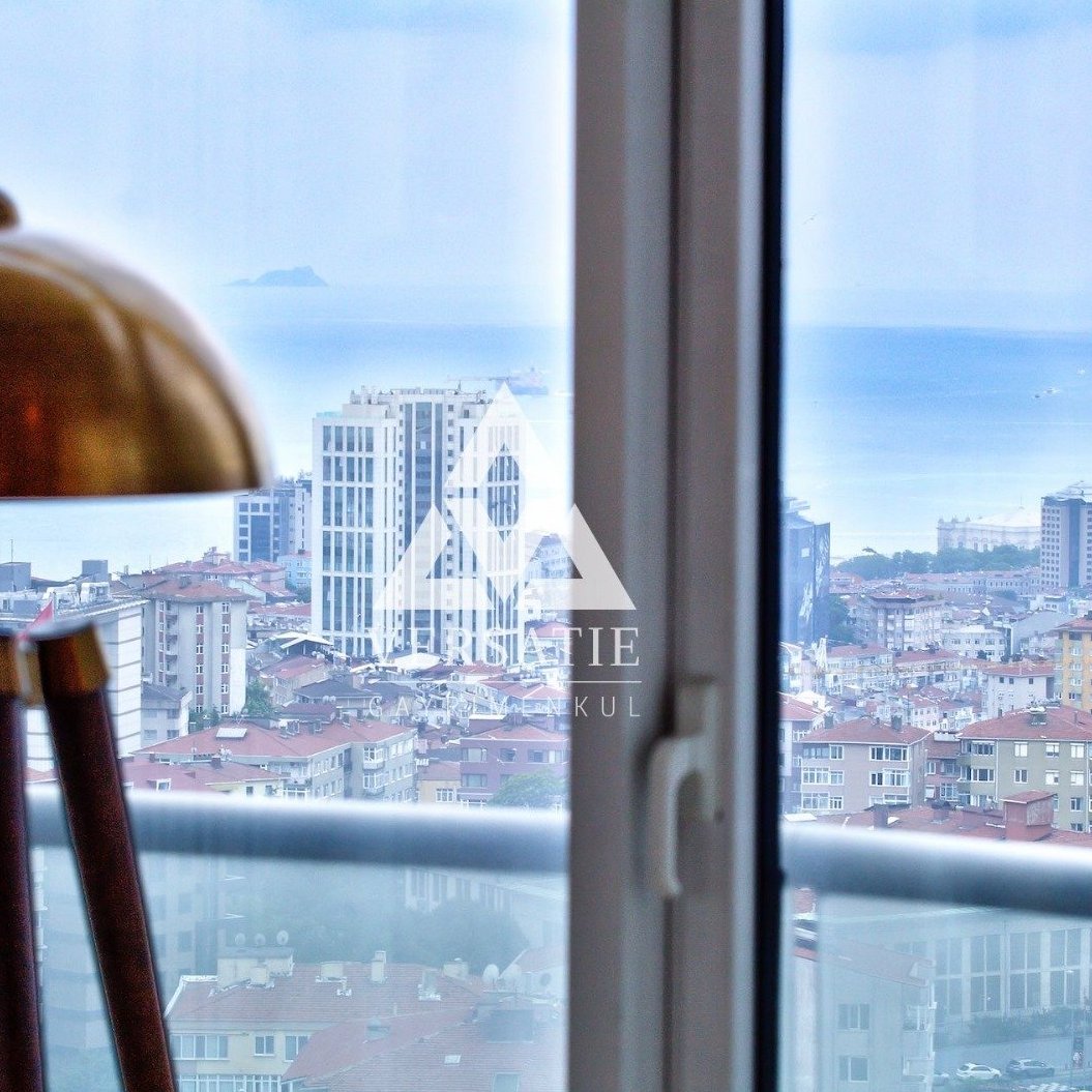 Gayrettepe’de Selenium Panorama Rezidans’ta Boğaz'ın büyüleyici manzarasına hakim, lüks ve modern bir yaşam alanına sahip muhteşem satılık residence. 