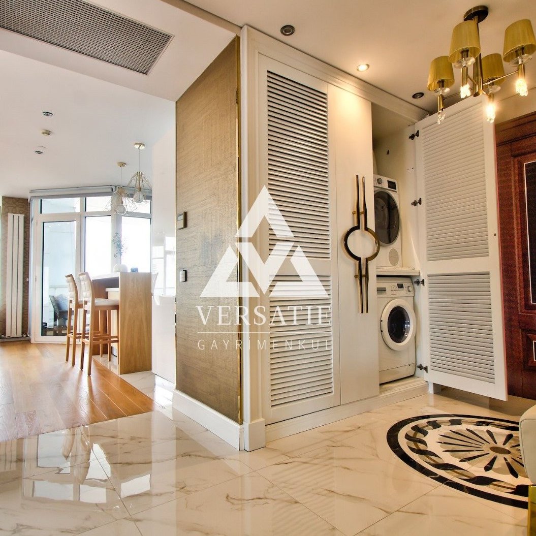 Gayrettepe’de Selenium Panorama Rezidans’ta Boğaz'ın büyüleyici manzarasına hakim, lüks ve modern bir yaşam alanına sahip muhteşem satılık residence. 