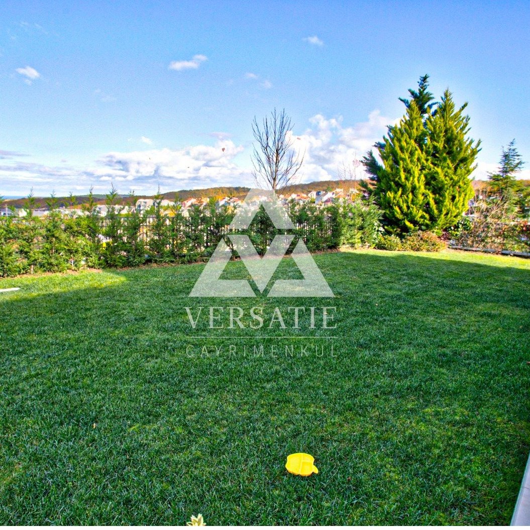 A Prestigious Villa with Sea Views at the Summit of Ormanada