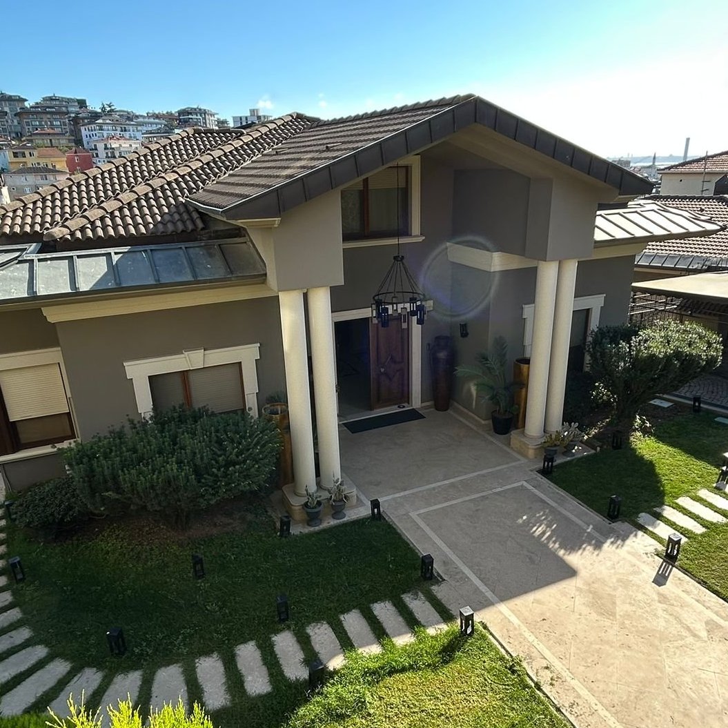 Çengelköy Sırtlarında, Boğaz’a Nazır Bir İhtişam.