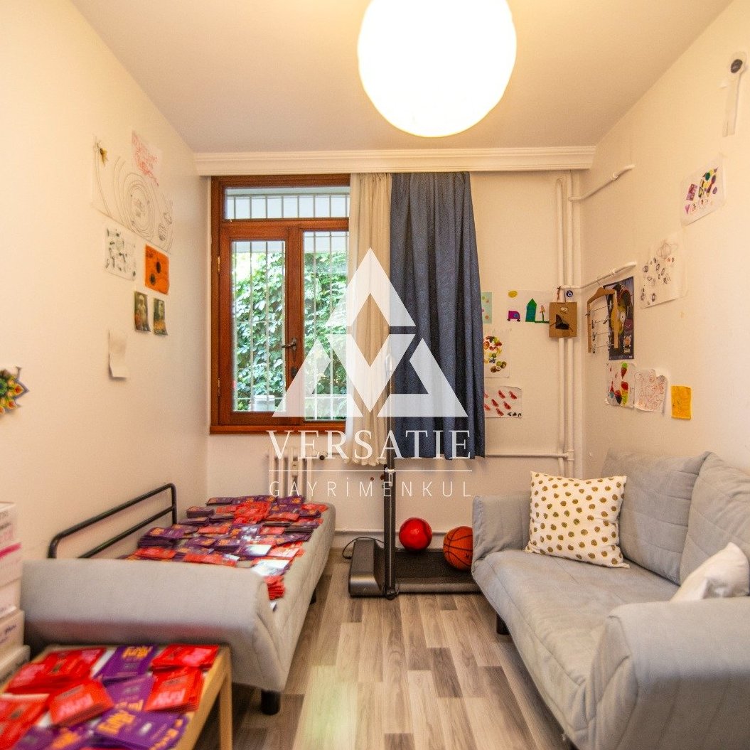 Ulus Doğankent Sitesi’nde, huzurlu ve ayrıcalıklı bir yaşam sunan, yeşillikler içerisinde, bakımlı, satılık lüks daire.