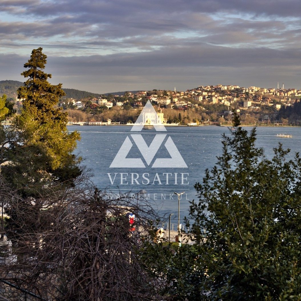 Bebek Aşiyan’da, İstanbul Boğazı’nın eşsiz manzarasına hakim, konforlu ve ayrıcalıklı bir yaşam sunan, muhteşem kiralık daire. 