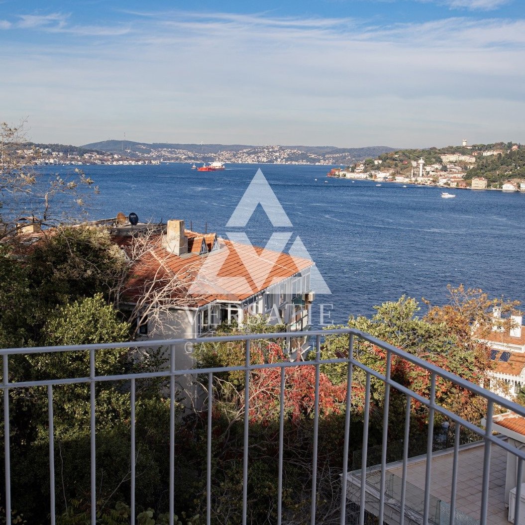 Elegance with a Captivating View in Rumelihisarı.