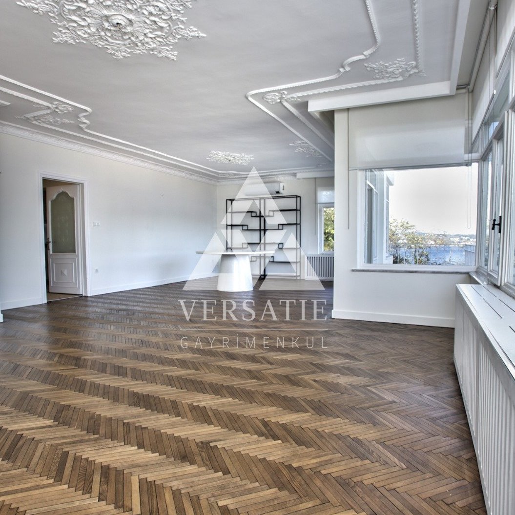 Elegance with a Captivating View in Rumelihisarı.