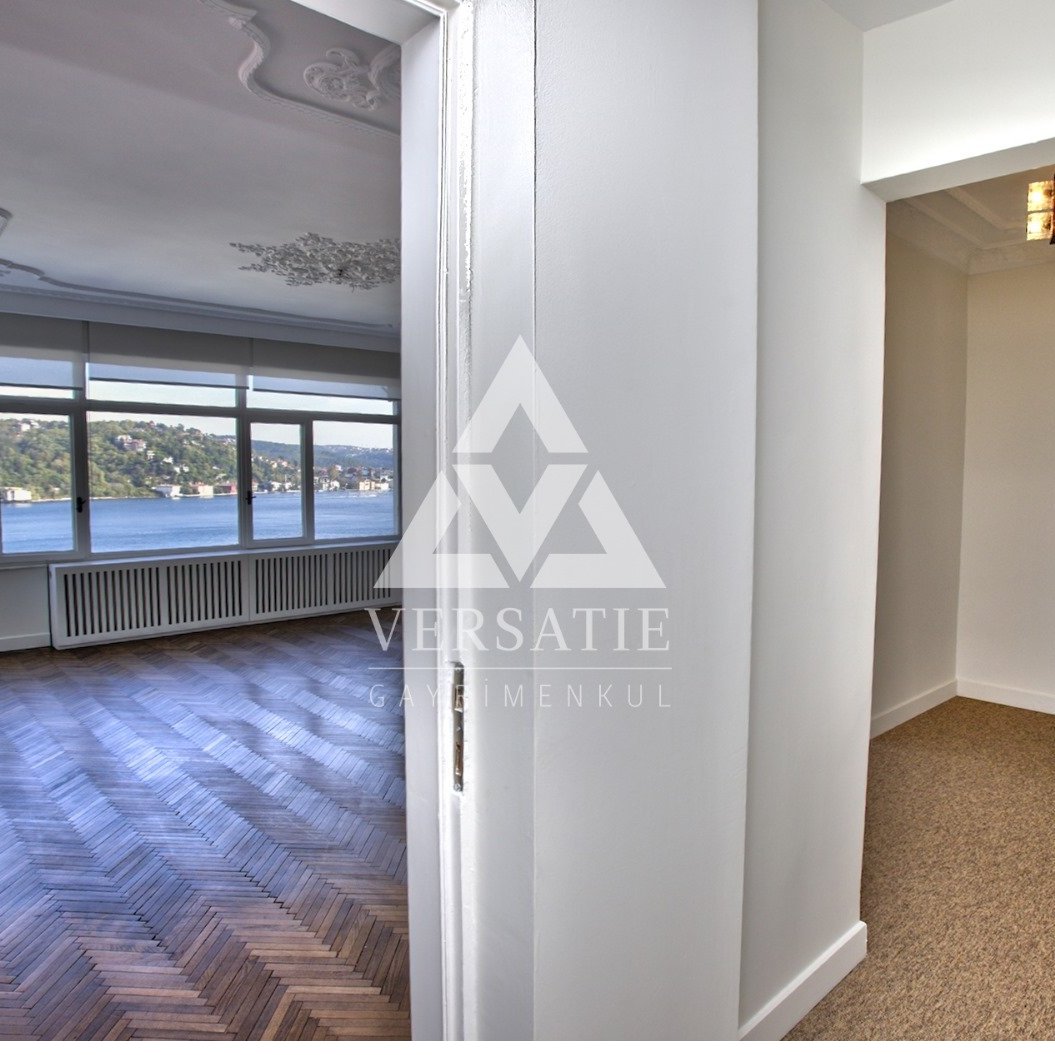 Elegance with a Captivating View in Rumelihisarı.