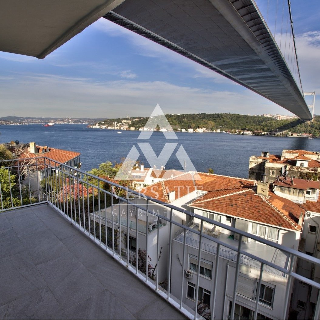 Elegance with a Captivating View in Rumelihisarı.