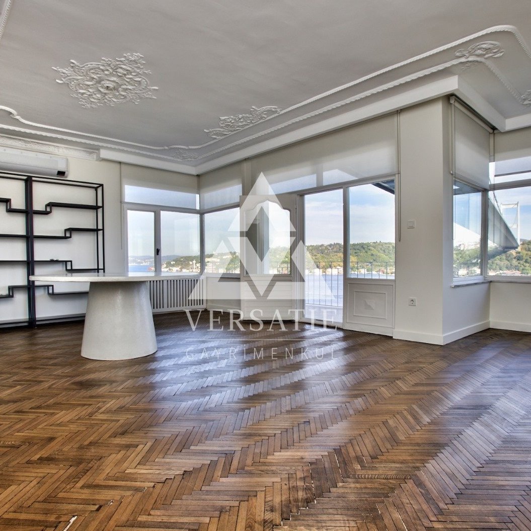 Elegance with a Captivating View in Rumelihisarı.