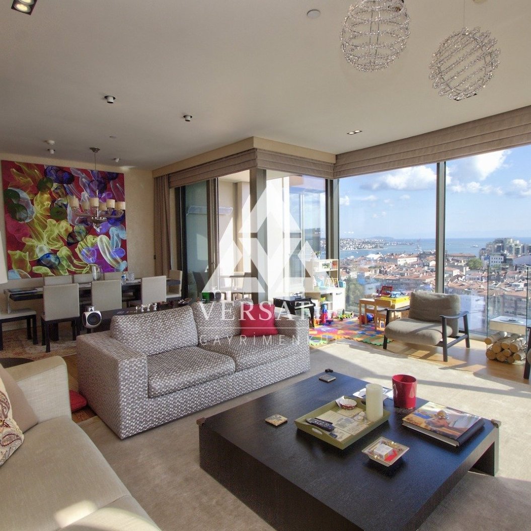 For Sale 262m2 Bosphorus View Apartment 3.5+1 in Maçka Armani Residence