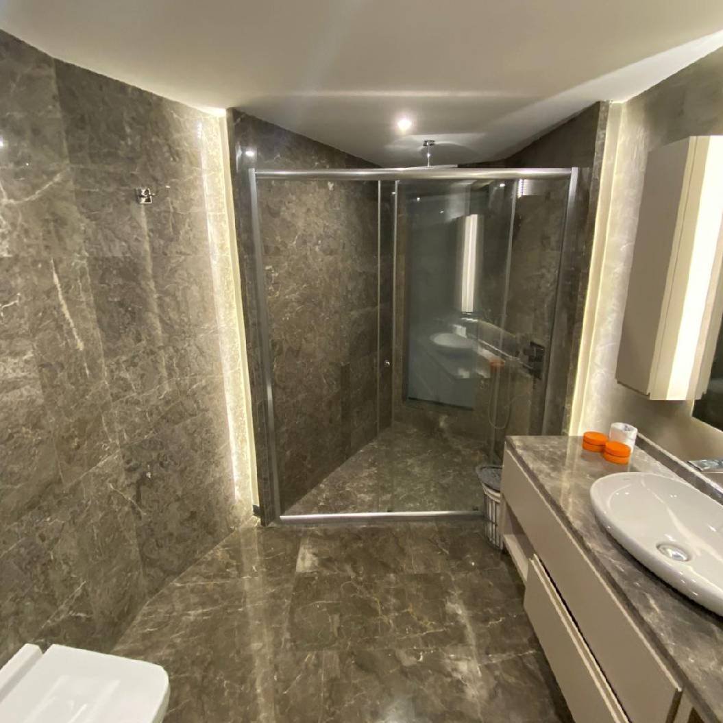 Bodrum’un en güzel lokasyonlarından biri olan Yalıkavak’ta “Adres Yalıkavak” projesinden modern mimari ve iç dekorasyona sahip, full deniz manzaralı, özel havuzlu, satılık muhteşem villa