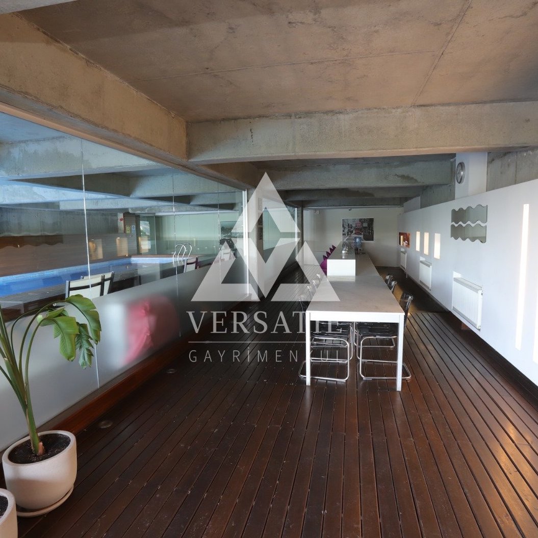 Where Design, Comfort, and View Meet: Maksimum Evler