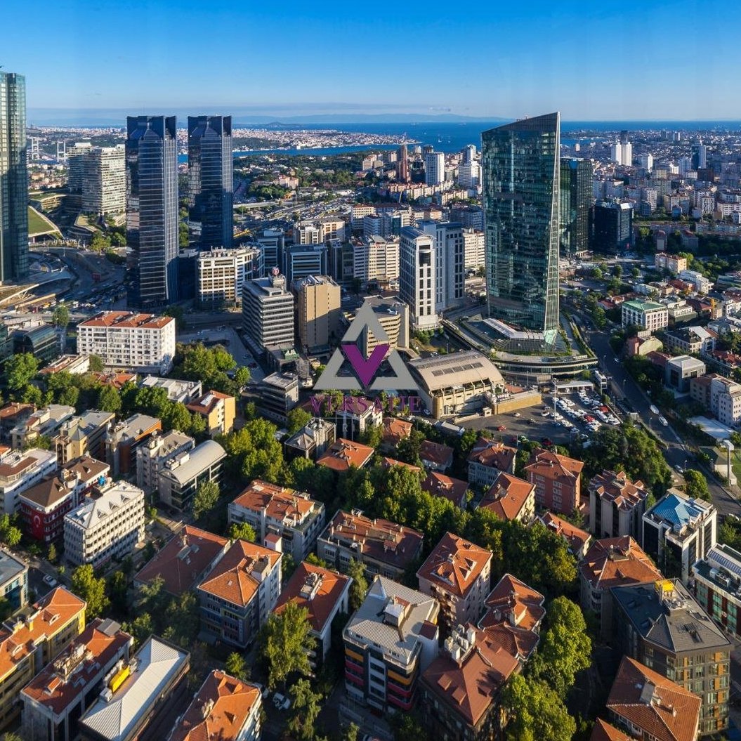 İstanbloom Residence’ta, 380 m², yüksek kat, ultra lüks dekorasyonlu satılık dubleks daire.