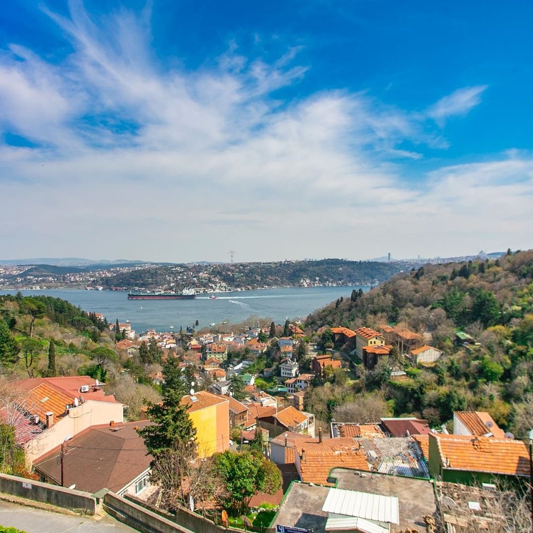 Etiler Çamlık’ta Boğaz’a Hakim Seçkin Bir Yaşam..