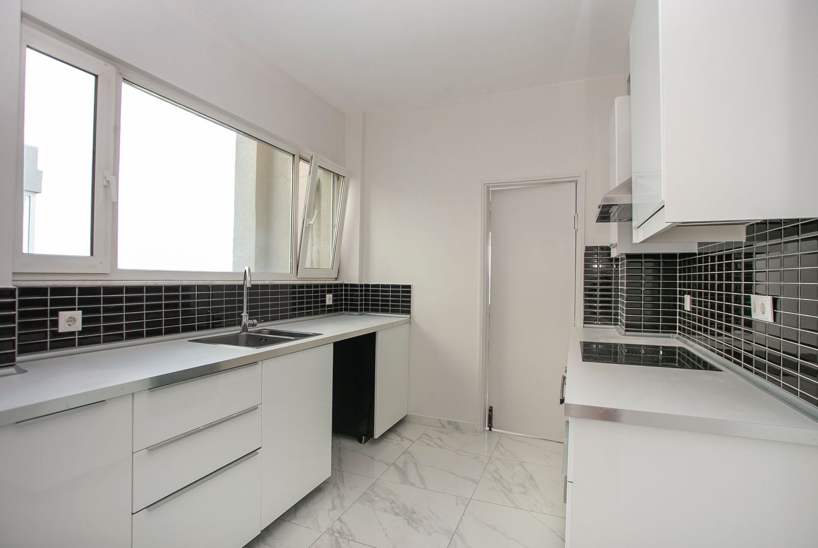 Etiler Çamlık’ta Boğaz’a Hakim Seçkin Bir Yaşam..