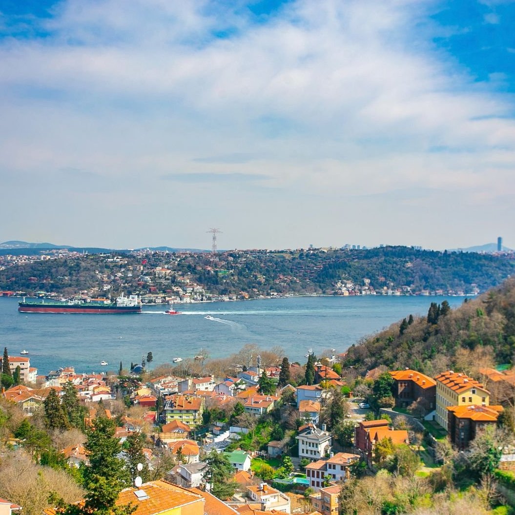 Etiler Çamlık’ta Boğaz’a Hakim Seçkin Bir Yaşam..