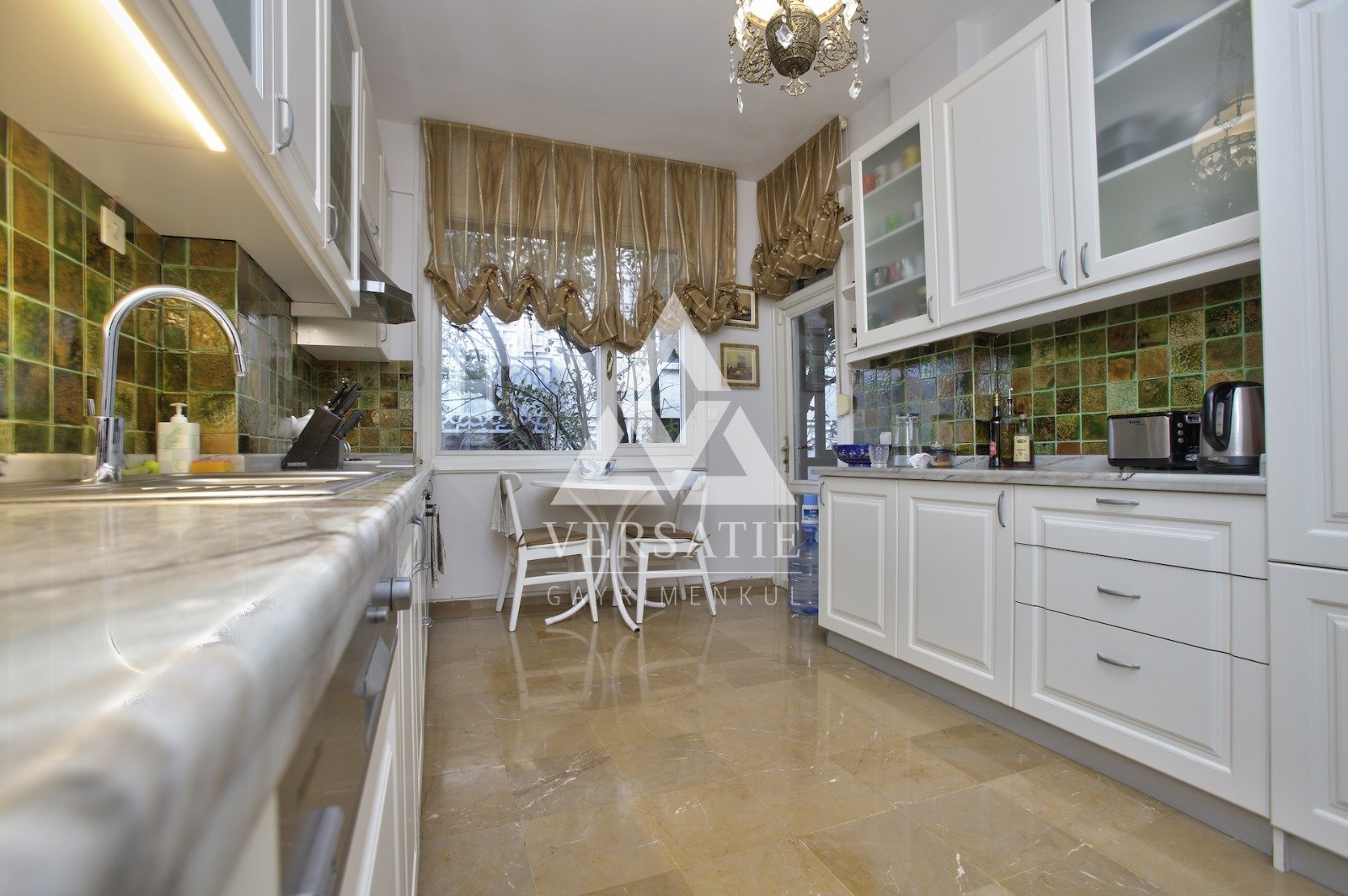 Boğaz’a Hakim, Ulus’ta Emsalsiz Bir Yaşam..