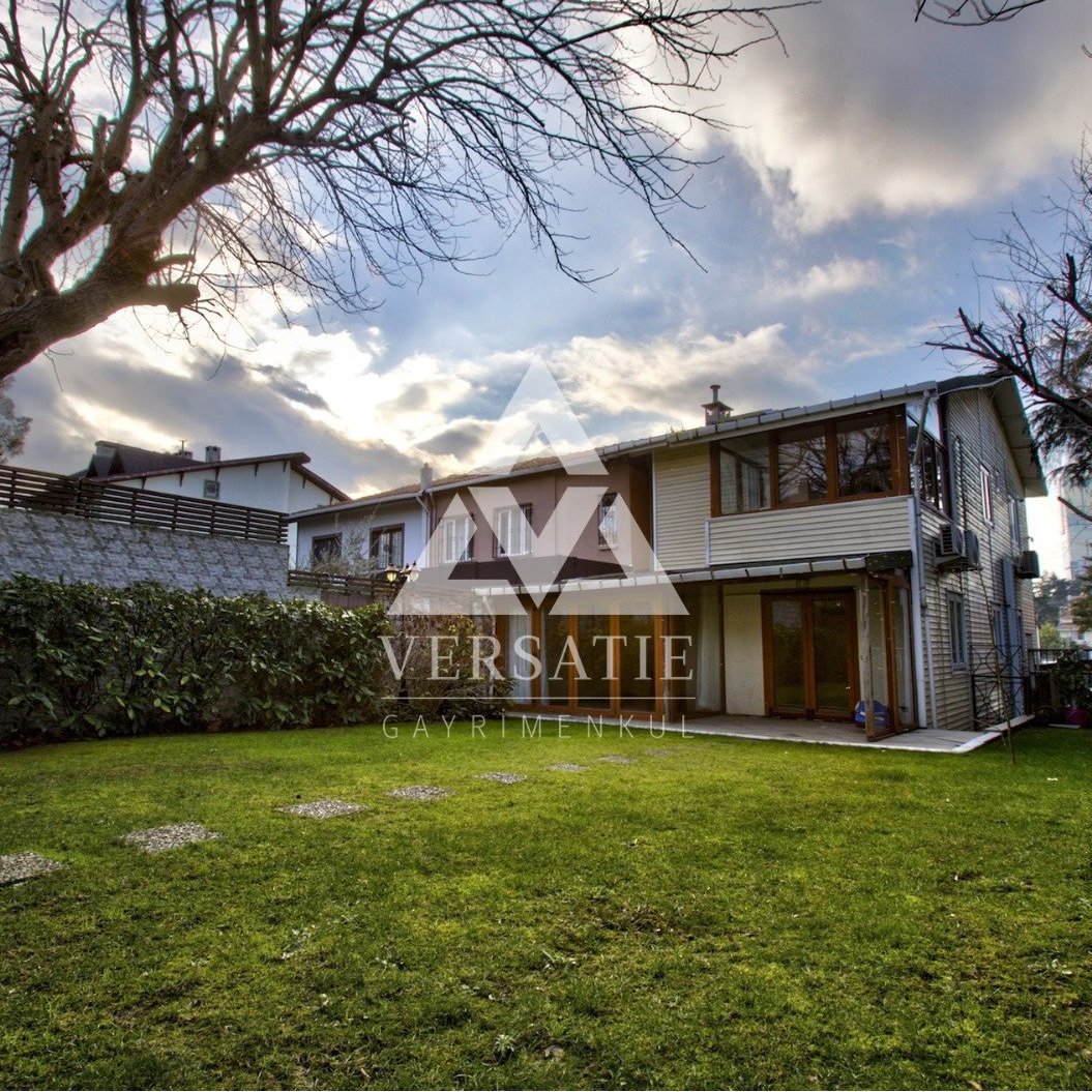 Prestigious Villa for Corporate Use in Levent